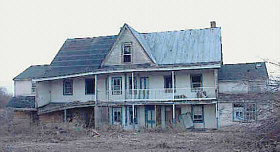 House before it was demolished 4/03.